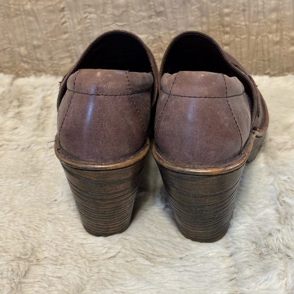 Born Women's Purple Heeled Loafers - Picture 4 of 7